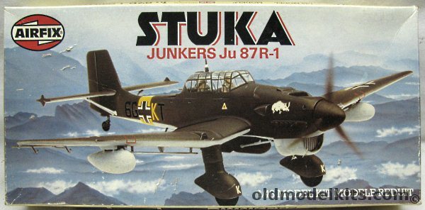 Airfix 1/48 Junkers Ju-87R-1 or Ju-87B-2 Trop Stuka - 6 Staffel  Stukageschwader 1 Russia 1941/42 / Trop of 4th Staffel II Gruppe Stukageschwader 2 'Immelmann' North Africa 1941/42, 05100 plastic model kit